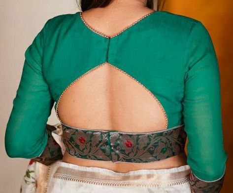 Pattern Blouses, Lace Blouse Design, Blouse Designs High Neck, Model Blouse, Cutwork Blouse, Blouses Designs, Best Blouse Designs, Footprint Crafts, Latest Model Blouse Designs