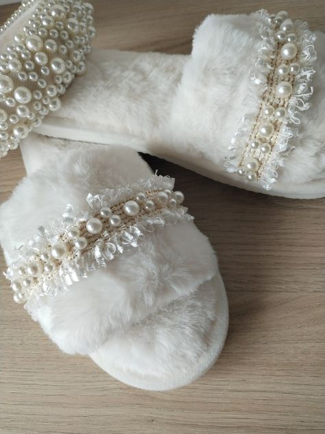 Bridal slippers created using a pearl and gold thread trim An ideal gift for the Bride To Be to wear on her Hen Weekend, spa day, on her wedding day once her feet are aching from dancing and even on her honeymoon Wedding Day Bride, Bridal Slippers, Bride Slippers, Hen Weekend, Weekend Wedding, Maid Of Honour, Hen Do, Gold Thread, Gold Threads