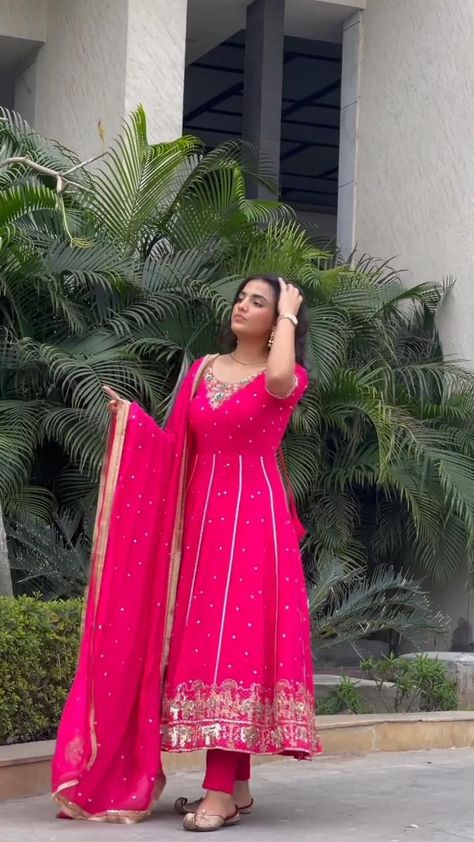 new punjabi suits design 2021 | punjabi suits design 2020 | new punjabi suits design in 2022 | Indian fashion, Party wear indian dresses, Suits for women Punjabi Suit For Ladies, New Punjabi Suits, Pink Suits Women, Plain Kurti Designs, Punjabi Suits Party Wear, Bride Suit, Punjabi Suits Designer Boutique, Anarkali Dress Pattern, Bridal Dress Fashion