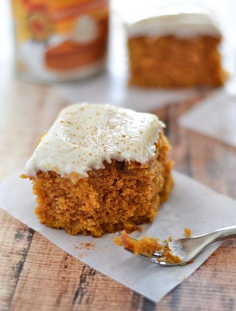 This Pumpkin Snack Cake is packed full of fall flavors, and topped with a easy cream cheese cinnamon-dusted frosting! Pumpkin Snack Cake, Pumpkin Snack, Pumpkin Vegetable, Cinnamon Pumpkin, Cheese Butter, Pumpkin Spice Cake, Pumpkin Bars, Easy Cream, Pumpkin Recipes Dessert