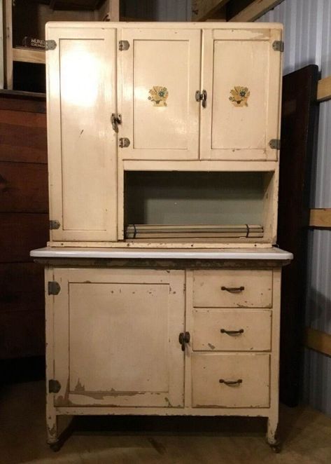 Antique Hoosier Cabinets Value and Identification Guide Refurbished Hoosier Cabinet, Antique Hoosier Cabinet Makeover, Hoosier Cabinet Ideas Farmhouse, Hoosier Cabinet Makeover, 1920s Kitchen Cabinets, Black And White Magazine, Antique Hoosier Cabinet, 1920s Kitchen, Hoosier Cabinets