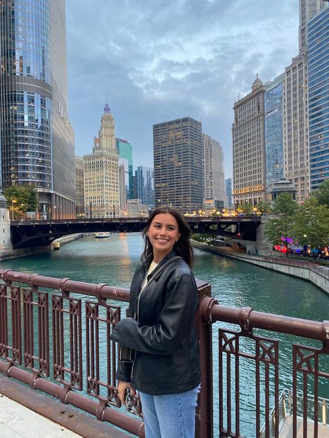 River walk | learher jacket | skyline | chicago | pinterest | inspo | Photo Ideas In Chicago, Chicago Riverwalk Photoshoot, River Walk Chicago, Pics In Chicago, Chicago Aesthetic Photos, Chicago City Pictures, Chicago Photo Ideas Summer, Chicago Summer Outfit Ideas, Chicago Aesthetic Instagram