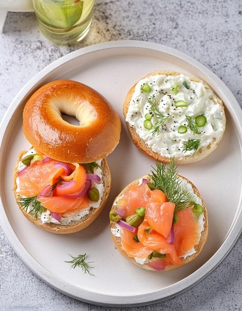 Luxurious Cream Cheese Smoked Salmon Bagel Recipe For Gourmets Smoked Salmon Bagel Breakfast, Cream Cheese Smoked Salmon, Cream Cheese Smoked, Party Breakfast, Savoury French Toast, Smoked Salmon Bagel, Salmon Bagel, Honey Salmon, Salad Mixed Greens