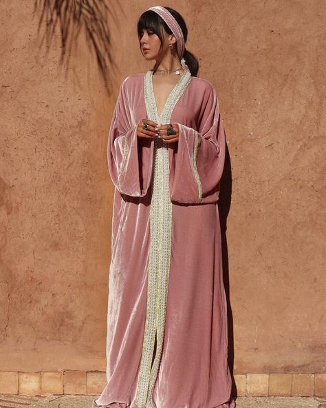 Moroccan Kimono, Moroccan Abaya, Velvet Abaya, Moroccan Outfit, Velvet Caftan, Moroccan Kaftan Dress, Moroccan Clothing, Moroccan Fashion, Mode Abaya