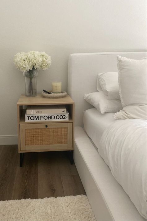 Side Table Decor Aesthetic, White With Wood Bedroom, White Bedroom Bedside Table, Minimalist Bedroom Side Tables, White Table Bedroom, White Bed With Bedside Tables, Beside Table Styling, Bedside Table Decor No Lamp, Aesthetic Bedroom 2023