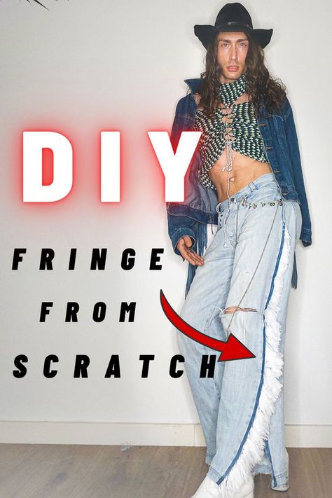 cowboy style fringe is added to the outer sideseam of a jeans. The fringed fashion look is created from a cone of sewing thread. The refashioned jeans include decorative eyelets around the pockets, fringe trimming down the legs and a slit in the lower leg. Diy Fringe Jeans, Make Fringe, Thrift Flip Clothes, Tik Tok Fashion, Boring Outfits, Diy Fringe, Fringe Pants, Upcycling Fashion, Fringe Jeans