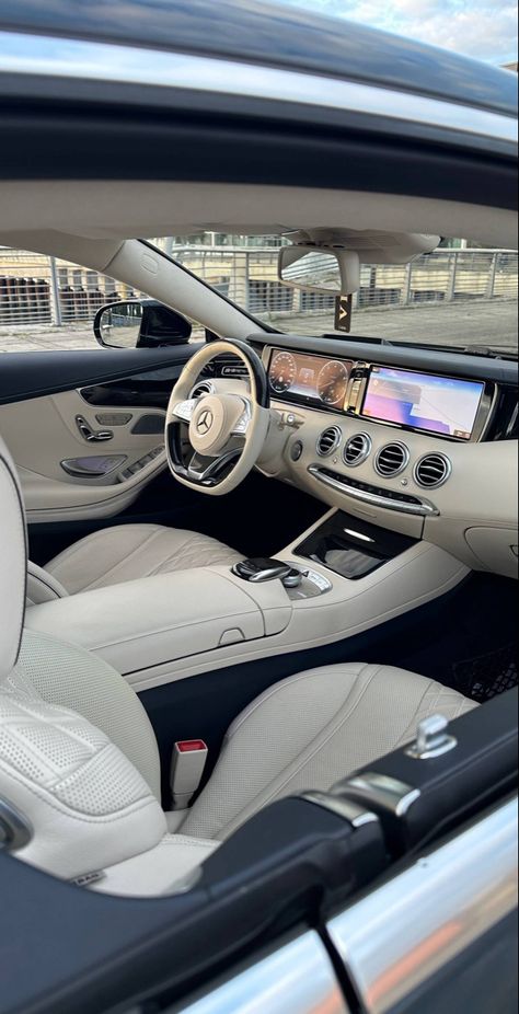 Mercedes Car Interior, Mercedes Sclass, Mercedes Interior, C 63 Amg, مرسيدس بنز, Dream Cars Mercedes, Top Luxury Cars, Mercedes Maybach, Car Goals