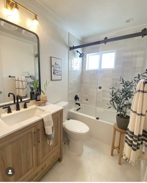 Bathroom Ideas Realistic, Neutral Bathroom Black Accents, Small Guest Bathroom Ideas Modern, White And Brown Bathroom, Long Bathroom Ideas, 5x8 Bathroom Remodel, White And Tan Bathroom, Greige Bathroom Ideas, Tan Bathroom