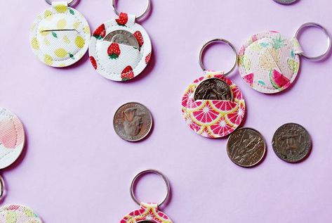 aldi quarter keychain sewing pattern Quarter Keychain Diy, Quarter Keeper Keychain Pattern, Aldi Quarter Holder Diy, Keychain Sewing, Sensory Blocks, Pouch Sewing, Skirt Patterns Sewing, Leather Sheets, Christmas Postcard