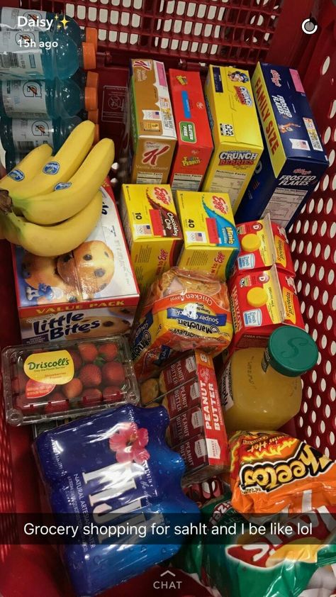 Food To Buy Shopping Lists, Walmart Grocery Haul, Snacks To Get At The Grocery Store, Snacks From Store, Pantry Stockpile, Eating Food Funny, Food Pantry Organizing, Soul Food Dinner, Junk Food Snacks