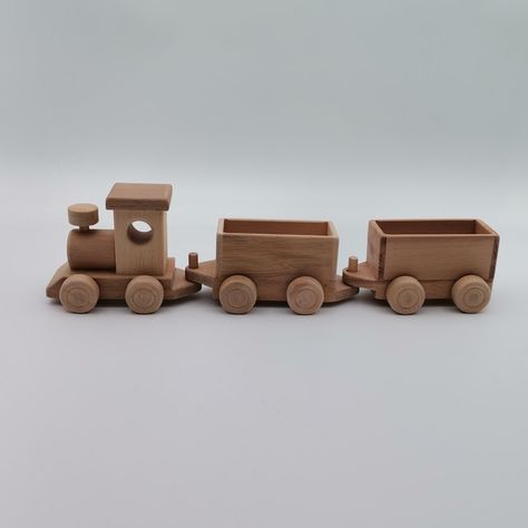 Nursery Natural Wood, Wood Train Toy, Natural Wood Toys, Waldorf Montessori, Wooden Toys Design, Wood Train, Wooden Toy Trucks, Wooden Toy Cars, Toy Trains Set