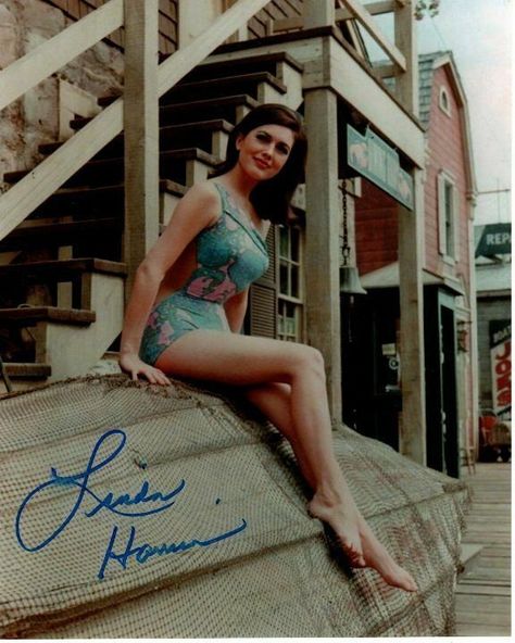 Linda Harrison, Pinup Poses, Signed Photo, Beauty Pageant, Vintage Hollywood, 8x10 Photo, Vintage Beauty, American Actress, Stylish Women