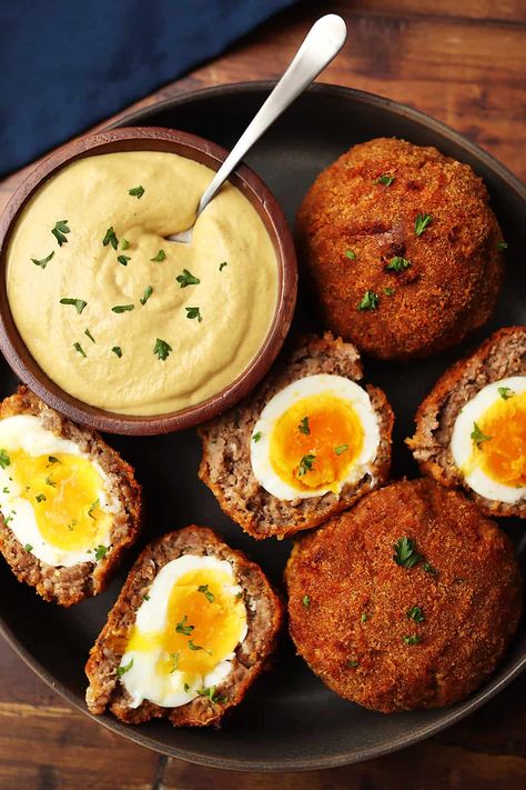 Air Fryer Scotch Egg Recipe, Scotch Egg Recipe, Air Fried Scotch Eggs, Scottish Eggs Air Fryer, Scotch Eggs Recipe Air Fryer, Toaster Air Fryer Recipes, Scottish Egg Recipe, Air Fryer Scotch Eggs, Scotch Eggs Air Fryer