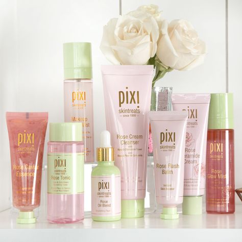 Pixi Makeup Products Hello Kitty, Pixi Skincare Routine, Pixie Skincare, Pixie Products, Pixi Cosmetics, Pixi Skincare, Girly Products, Skincare Board, Dream Skincare