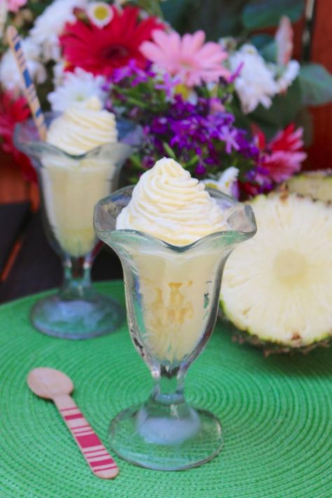 Homemade Disneyland Dole Whip - Enjoy frozen pineapple whip at home! Disneyland Dole Whip, Pineapple Dole Whip, Pineapple Soft Serve, Dole Whip Recipe, Pineapple Whip, Bigger Bolder Baking, Baking Cookbooks, Summertime Drinks, Thm Desserts