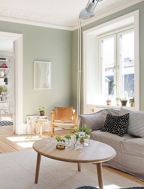 Green Walls Living Room, Sage Green Living Room, Light Green Walls, Trendy Living Rooms, Room Paint Colors, Hus Inspiration, Living Room Green, Blue Living Room, Paint Colors For Living Room