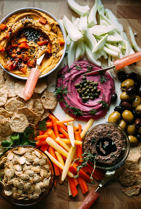 Vegan Valentines Charcuterie Board, Vegan Board Platter, Vegan Grazing Board, Board Snacks, Vegan Charcuterie Board, Mushroom Pate, Vegan Board, Vegan Appetizers Recipes, Vegan Party Food