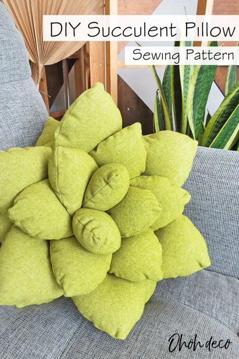 Succulent Pillow Pattern, Succulent Pillow, Pillow Sewing, Fabric Sculpture, Sewing Cushions, Sewing Machine Projects, Shaped Pillow, Diy Craft Tutorials, Work Diy