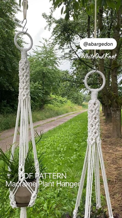 Window Macrame Plant Hanger, Diy Macrame Plant Hanger Pattern Free, Macrame Pot Holder, Diy Macrame Plant Hanger Easy, Diy Macrame Plant Hanger Pattern, Diy Macrame Plant Hanger Tutorials, Plant Hanger Diy, Plant Hanger Macrame, Macrame Wall Hanging Tutorial