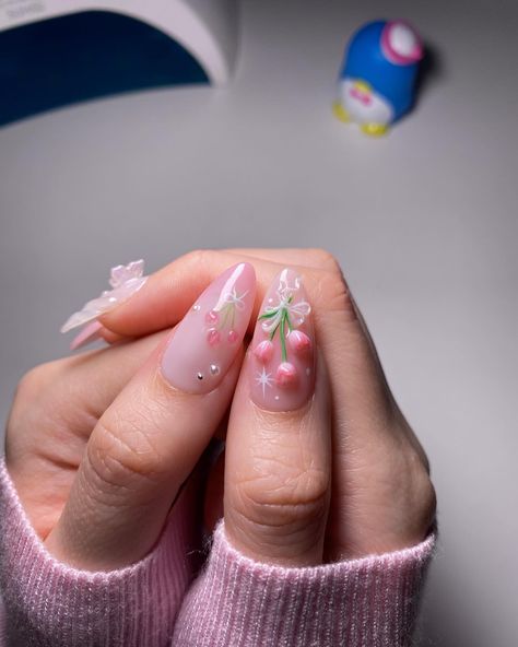 3D tulip nails 🌷🌷 inspo: @nailfrantasy #nailart #tulipnails #3dflowernails #3dnails #chromenails #flowernails Tulip Flower Nails, Nail Tulip, Tulips Nails, Tulip Nail Art, Light Pink Nail Designs, Tulip Nails, Dark Nail Designs, 3d Acrylic Nails, Business Nails