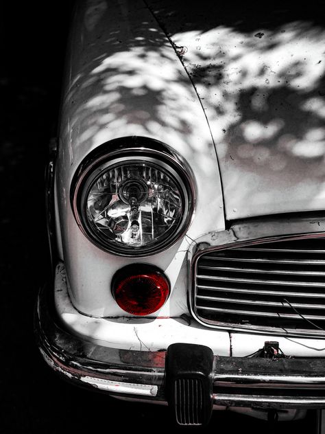 Hindustan Ambassador Hindustan Ambassador, Ambassador Car, Dark Phone Wallpapers, Car Photography, Mobile Photography, Car Wallpapers, Phone Wallpapers, Beautiful Roses, Phone Wallpaper