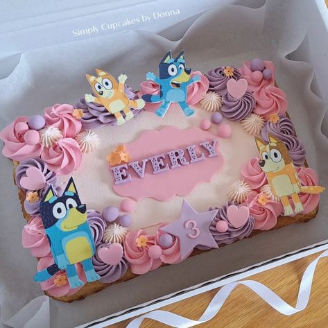 Lol Sheet Cake, Bluey Cake Ideas Sheet Cake, Number 2 Bluey Birthday Cake, Bluey Sheet Cake For Girl, Bluey Bday Party Ideas, Pastel Sheet Cake, Easy Bluey Birthday Cake, Bluey Party Cake, Simple Bluey Cake Ideas