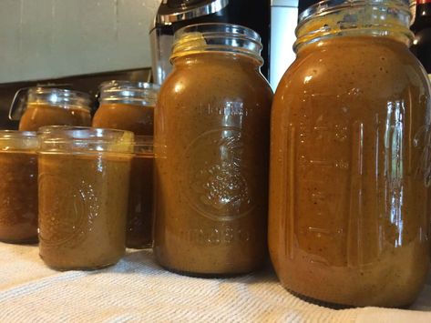 Datil Peppers, Mustard Based Bbq Sauce, Barbecue Sauces, Carolina Bbq Sauce, Mustard Bbq Sauce, Homemade Mustard, Homemade Bbq Sauce Recipe, Bourbon Recipes, Bbq Pig