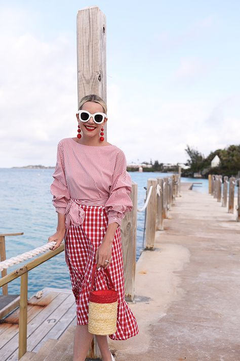 A red gingham skirt and matching gingham top // Atlantic-Pacific skirt outfits Gingham Skirt Outfit, Red Gingham Skirt, Gingham Outfit, Western Dresses For Women, Atlantic Pacific, Gingham Skirt, Rock Outfit, Ladies Shirts, Fashion Sites