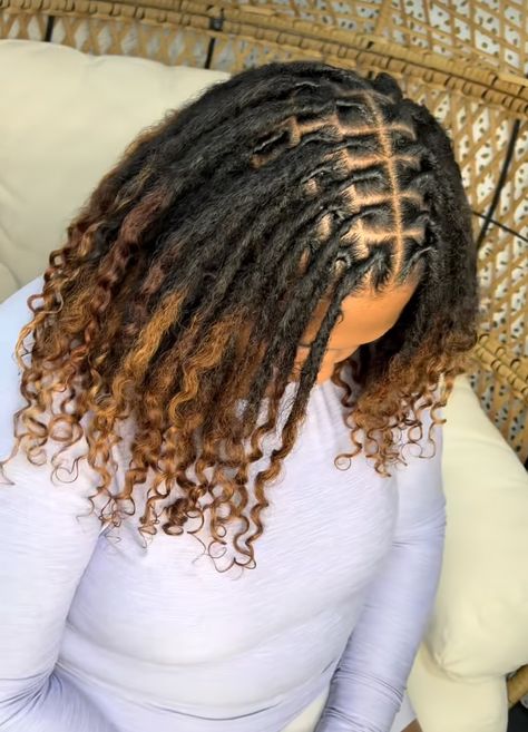 Curly Loc Ends, Dreadlocks With Curly Ends, Insta Locs Extensions, Loc Tips Dyed, Different Size Locs, Lock Extensions Dreadlocks, Instant Locs With Curly Ends, Locks With Curly Ends, Curly End Locs