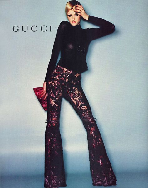 Gucci Ad, Gucci Campaign, Tom Ford Gucci, Lace Pants, Gucci Fashion, Vintage Mode, Flare Trousers, Soft Grunge, How To Pose