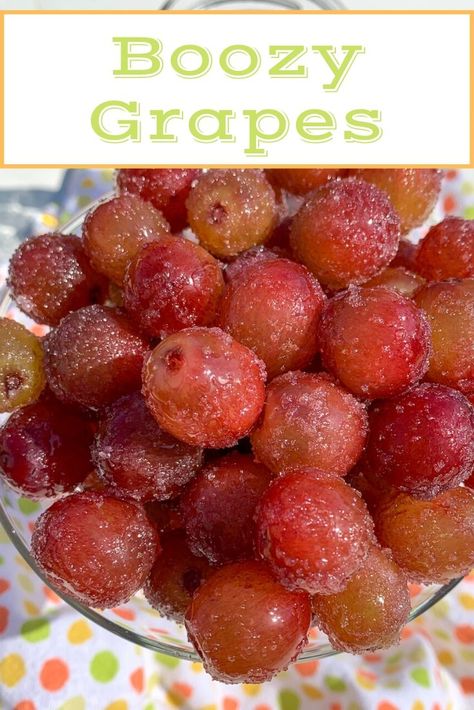 Drinking Party Snacks, Desserts For Bunco Night, Drinking Snacks Parties, How To Serve Grapes At A Party, Fun Party Food For Adults, Easy Party Snacks For Adults, Summer Party Snacks Appetizers, Party Snacks Dessert, Cooking Party Ideas For Adults