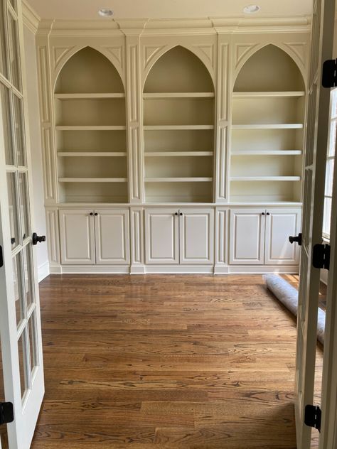 Victorian Great Room, Built In Arch Bookshelves, Moody Bookcase, Booktok Room, French Country Library, Victorian House Living Room, Lilac Living Room Ideas, Home Interior Paint Colors, Home Library Wall