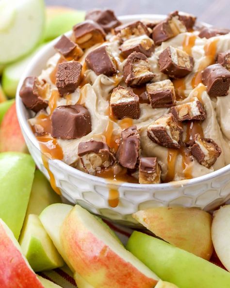 Snickers Dip {Easy 5-Minute Fruit Dip} | Lil' Luna Apple Salad With Cream Cheese, Snicker Apple Salad With Cream Cheese, Snickers Dip, Caramel Apple Dip Recipe, Apple Dip Recipe, Snicker Apple Salad, Caramel Apple Dip, Sweet Dips, Apple Dip