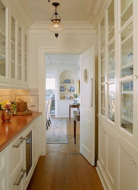 gorgeous-butlers-pantry Classic Modern Interior Design, Classic Modern Interior, Kitchen Butlers Pantry, Kitchen Ikea, Butler’s Pantry, Narrow Kitchen, Butlers Pantry, Butler Pantry, Butler's Pantry