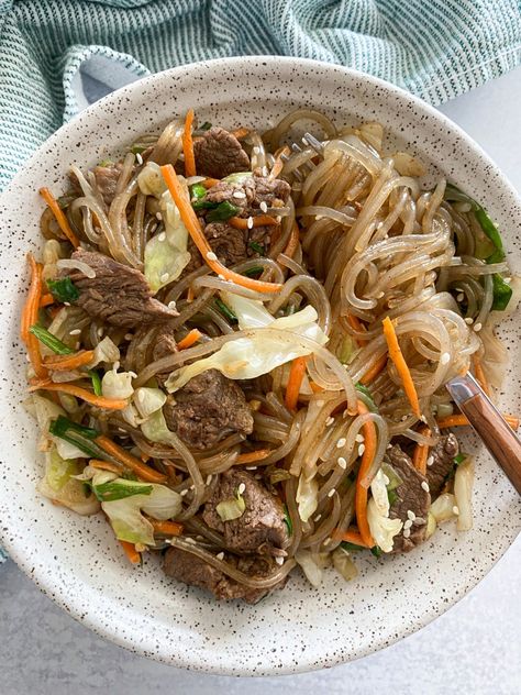 Beef and Cabbage Glass Noodle Stir-Fry - WINNIESBALANCE Cabbage Glass Noodle, Glass Noodle Stir Fry, Glass Noodles Recipe, Noodle Stir Fry, Beef Stir Fry Recipes, Beef Cabbage, Beef And Cabbage, Carrot Greens, Glass Noodles