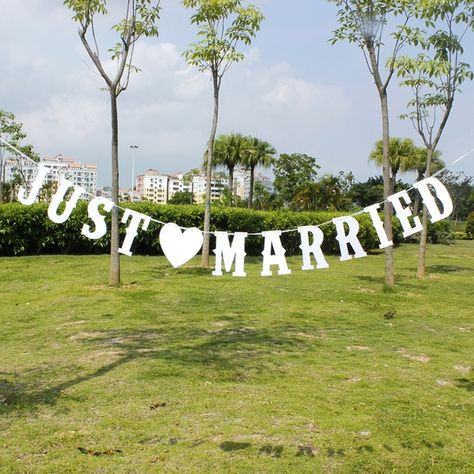 Just Married Banner, Wedding Room Decorations, White Wedding Decorations, Wedding Photo Booth Props, Romantic Wedding Receptions, Wedding Venue Los Angeles, Wedding Bunting, Photo Booth Prop, Photos Booth