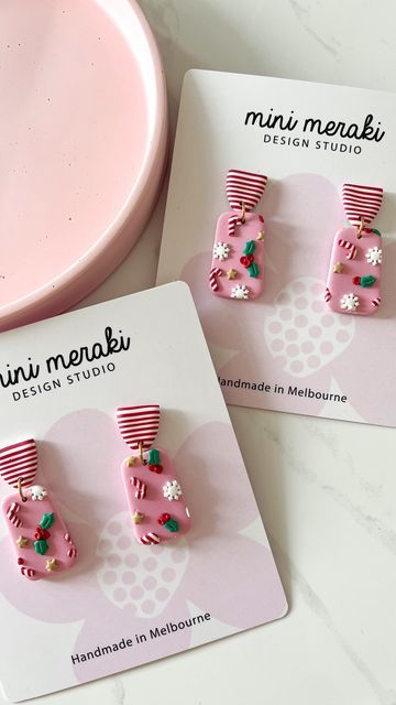 Pink Christmas Polymer Clay Earrings, Pink Christmas Clay Earrings, Christmas Polymer Clay, Quick Projects, Clay Christmas, Earrings Ideas, Christmas Clay, Polymer Clay Christmas, Polymer Earrings