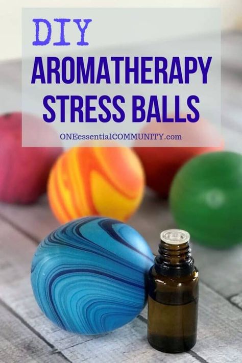 Essential Oil Projects, Diy Young Living Recipes, Aromatherapy Crafts, Essential Oil Gift Ideas, Essential Oil Gifts, Aromatherapy Diy, Calming Essential Oil Blends, Diy Stressball, Aromatherapy Recipes