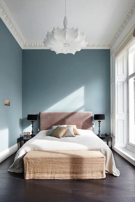 A first time buyer’s guide to kitting out a bedroom – Apartment Apothecary Beautiful Bedroom Colors, Design Ložnic, Design Salon, Bedroom Color Schemes, Bedroom Paint Colors, Trendy Bedroom, Bedroom Paint, Blue Bedroom, Chandelier In Living Room