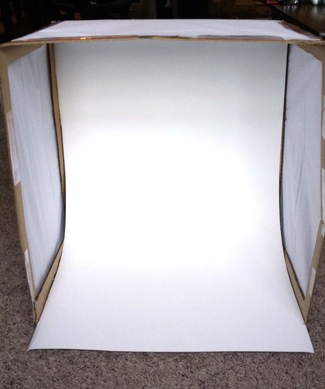 DIY Light Box for Photography Light Box For Photography, Photo Box Diy, Diy Light Box, Mini Photo Studio, Photo Light Box, Photography Boxes, Light Box Diy, Light Box Photography, Photography Set Up