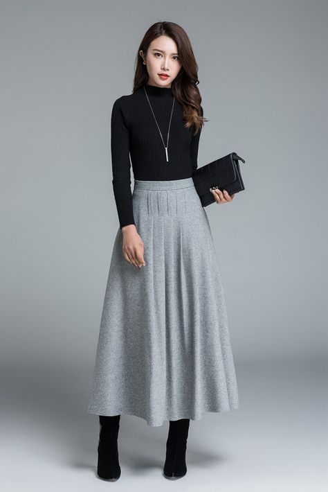 light grey skirt wool skirt winter skirt pleated skirt by xiaolizi Winter Long Skirt Outfit, Gray Skirt Outfit, Light Grey Skirt, Long Skirt Winter, Maxi Skirt Winter, Model Rok, Winter Skirts, Skirt Winter, Skirt Diy