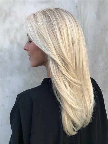 Julianne Hough Hair, Bright Blonde Hair, Blonde Woman, Blonde Hair Inspiration, Blonde Hair Shades, Bright Blonde, Blonde Hair Looks, Peinados Fáciles Para Cabello Corto, Julianne Hough