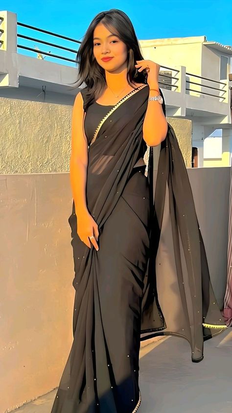 Black Dp Girl, Saree Styles For Farewell, Farewell Saree Ideas, Black Saree Blouse Designs, Farewell Look, Colourful Saree, Black Saree Blouse, Farewell Saree, Saree Outfit