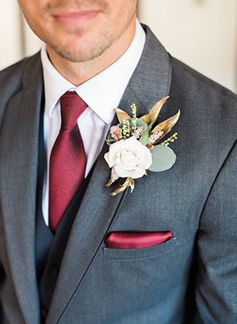 Burgundy Tie Black Suit, Suits With Burgundy Tie, Charcoal Suit With Burgundy Tie, Grey Suit Boutonniere, Groom Suit Burgundy Wedding Colors, Burgundy And Grey Groomsmen Attire, Tie And Pocket Square Combo, Grey Suit With Burgundy Tie, Burgundy Pocket Square