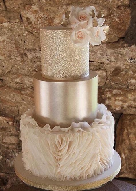 Follow us @SIGNATUREBRIDE on Twitter and on FACEBOOK @ SIGNATURE BRIDE MAGAZINE Cream Wedding Cakes, Big Wedding Cakes, Dresses Gold, Luxury Wedding Cake, White Bridesmaid, Colors Wedding, August Wedding, Cream Wedding, Bride Magazine