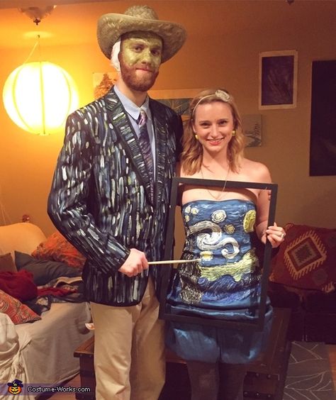 Grace: Bradley is dressed as Van Gough from one of his famous painted self portraits (we added his bandaged ear to make the reference extra noticeable. Grace is dressed as Starry... Costume Contest Winner, Painting Costume, Couples Costumes Creative, 2015 Halloween Costumes, Halloween Coustumes, Homemade Costume, Costume Works, Spooky Style, Diy Kostüm