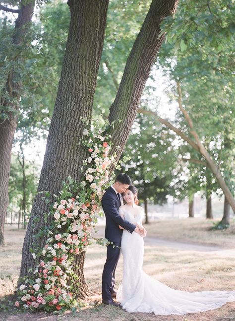 Flowers On Tree Wedding, Tree Floral Installation, Ceremony Tree Decor, Tree Flowers Wedding, Floral Tree Wedding, Ceremony Installation, Alter Design, Tree Wedding Ceremony, Boho Wedding Backdrop