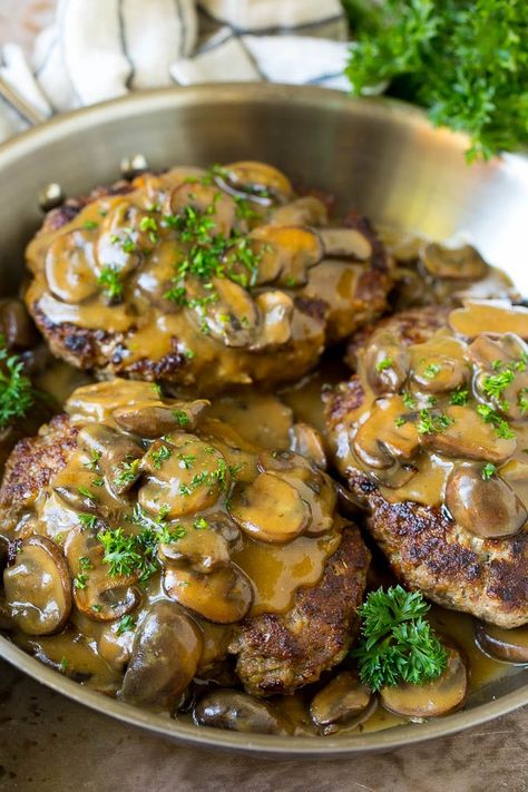 Hamburger Steak with Mushroom Gravy Hamburger With Mushroom Gravy, Chopped Hamburger Steak, Burger Patty Dinner Ideas, Mushroom Hamburger Recipes, Hamburger And Mushroom Recipes, Hamburger And Mushrooms, Hamberg Recipes, Burger Patty Meal Ideas, Burger Patty Recipe Beef