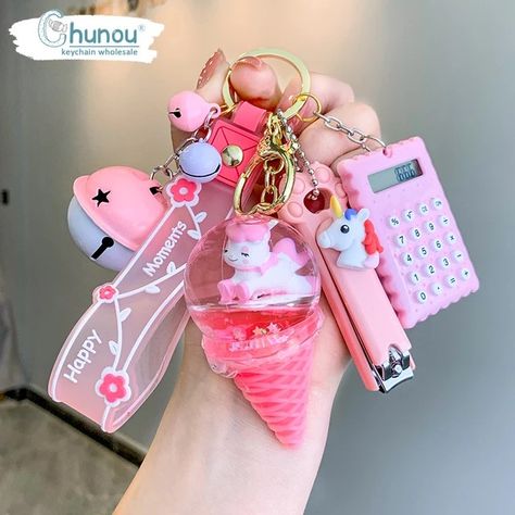 Creative Liquid Unicorn Crystal Ice Cream Keychain Cute Floating Key Chain Computer Nail Clipper Bell Key Chain Bag Pendant Milk Keychain, Ice Cream Keychain, Toddler Pageant, Emo Accessories, Pink Glitter Wallpaper, Clay Keychain, My Little Pony Princess, Crystal Ice, Custom Ipad