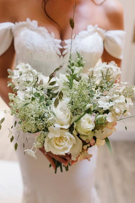 Bouquet Flowers Bride Bridal White Rose Ruscus Wedding Danielle Smith Photography #wedidngbouquet #wedding #weddingflowers Ruscus Wedding, Danielle Smith, Bridal Party Bouquets, Invitation Etiquette, Flowers Bride, Wedding Invitation Etiquette, Rose Flower Crown, The Cotswolds